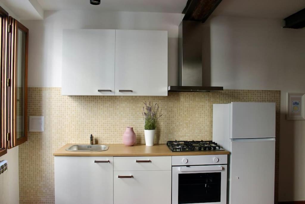 Cute Apartment Near Santa Croce フィレンツェ エクステリア 写真