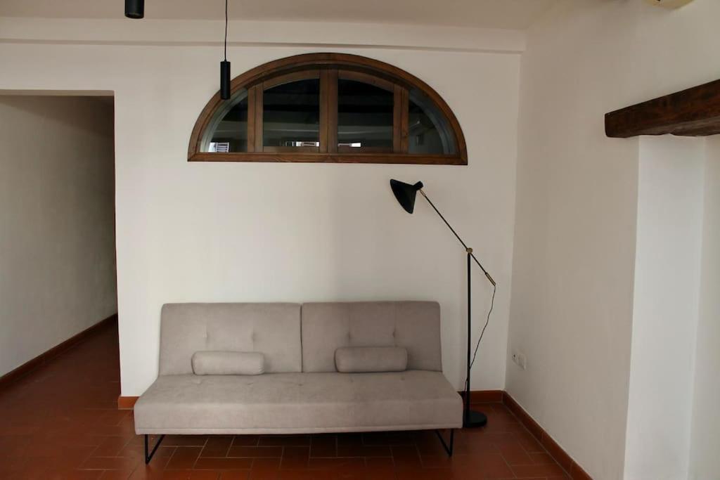 Cute Apartment Near Santa Croce フィレンツェ エクステリア 写真